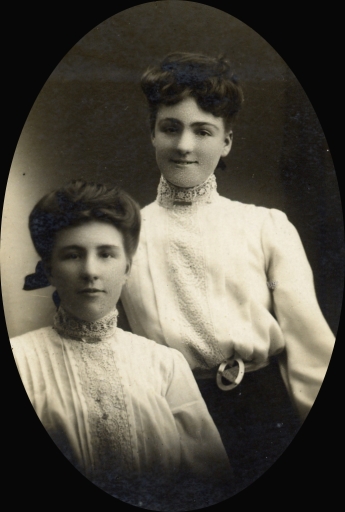 1906 Kate & Maim Farrell.jpg