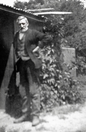 1915 James Farrell at machinery shed Scanned Pictures 239-fotor-20260103171012.jpg