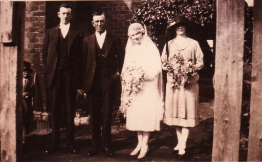 1926 08 21 Marriage Bob and Nell.jpg