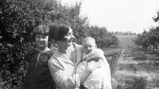 1928 01 Nana Farrell with Bob and Noeline West SN BB056.jpg