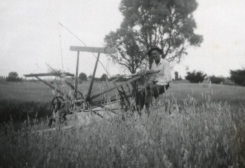 1935 Pict0095 cropped.JPG