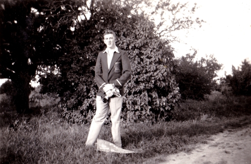 1947 Orange CYMS Jim with boxing trophy and pennant.jpg