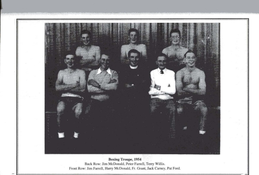 1954 Copy of Boxing troupe 1954.jpg