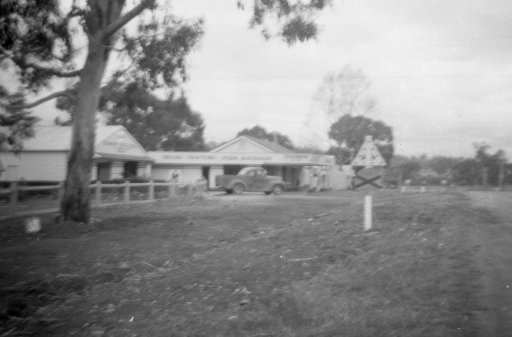 1954 Tumburrumbah Scanned Negatives BB040.jpg