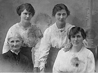 1920 Sarah Fisher BWScanned Pictures BB214.jpg