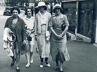 1925 Lawler1st cousins, Mon Brooks, Val Gates, Evelyn (Jimmy) Butler,Agnes(Sis) Murphy113.jpg