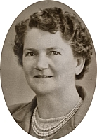 1946 Helen Farrell portrait MM Love estate.jpg