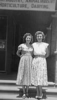 1948 12 M Marg and Gwen Murray at Dept Ag SP BB180.tif cropped.jpg
